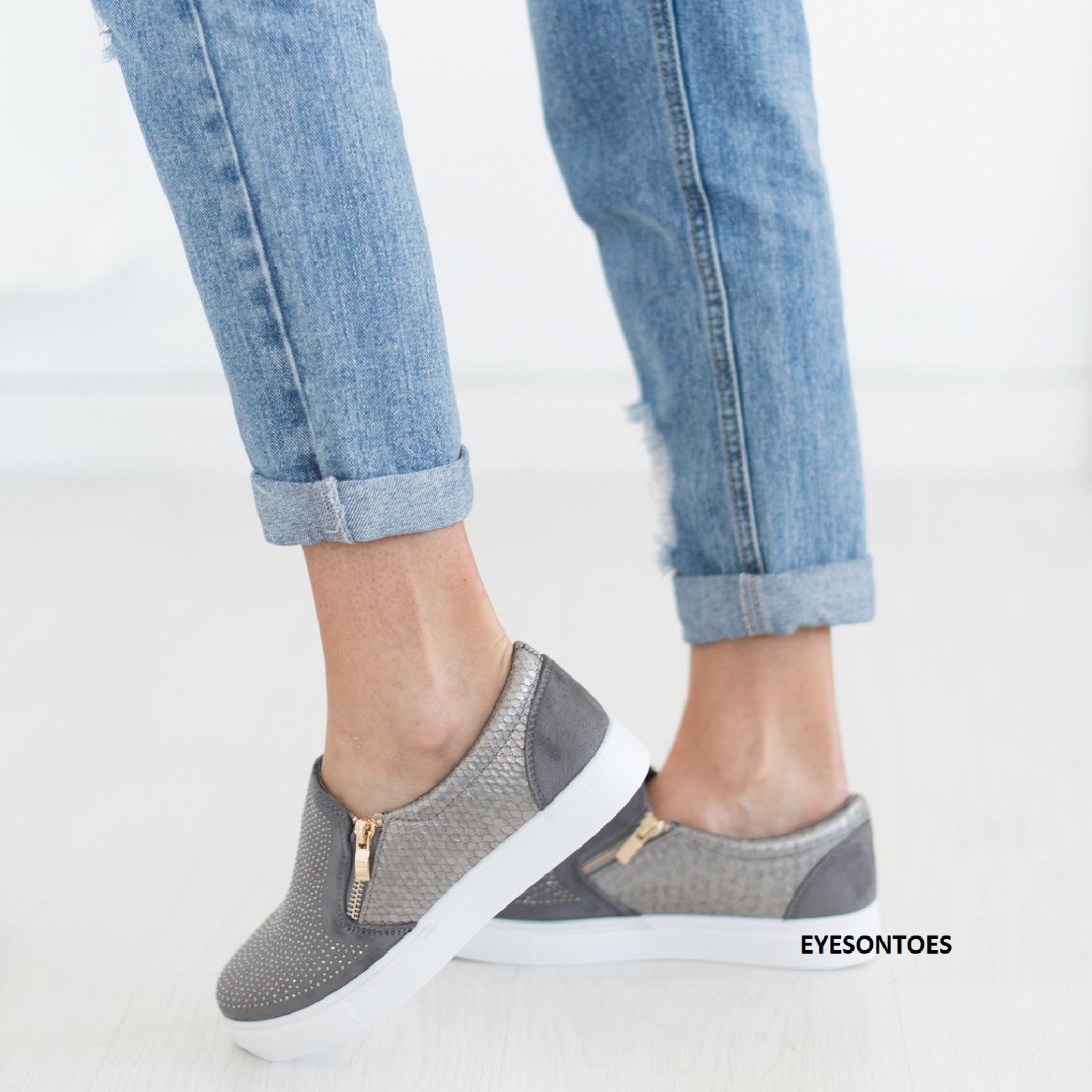 LADIES WOMENS FLAT SLIP ON STUDDED ZIP FASHION SPORT SHOES TRAINERS